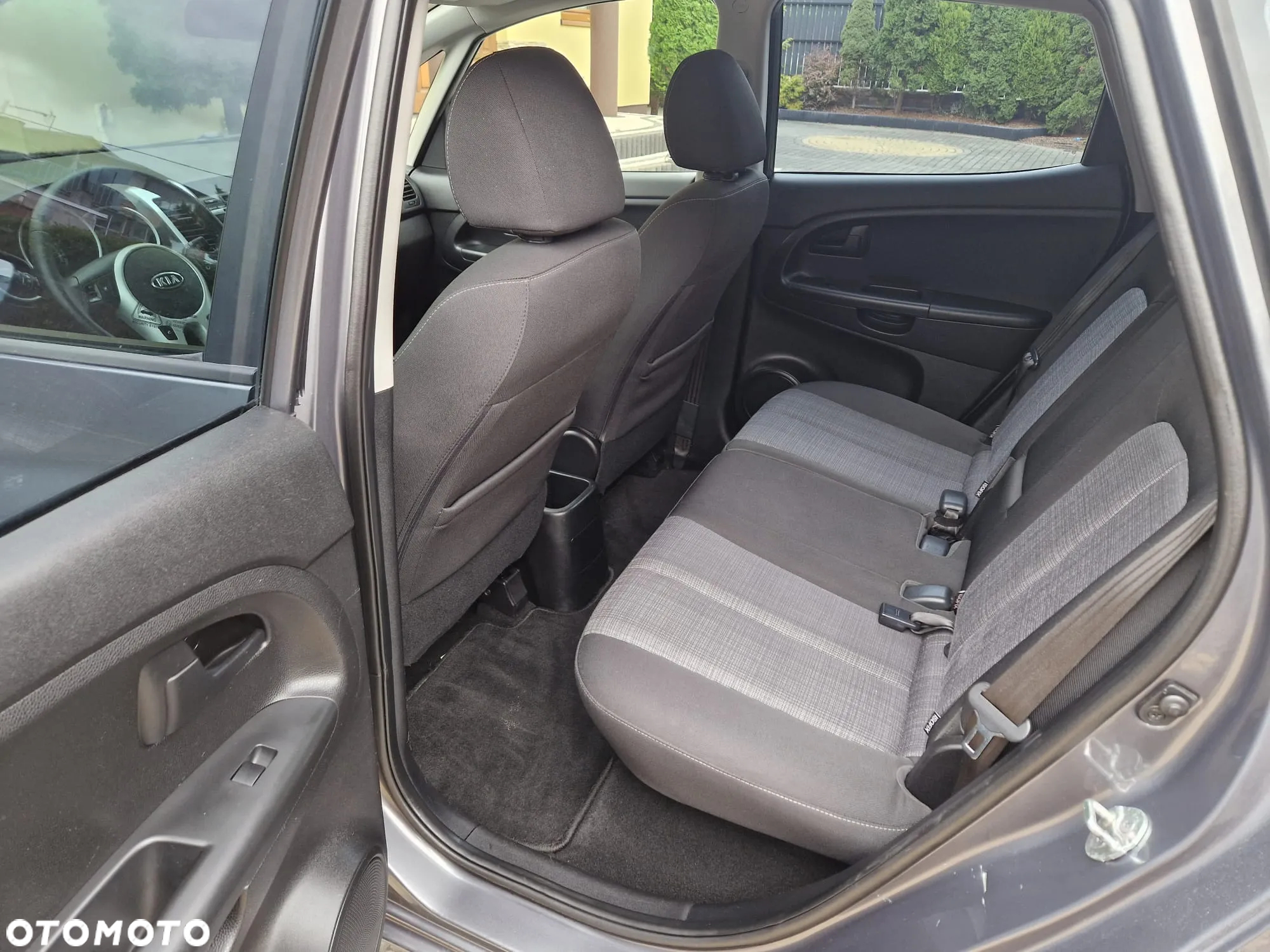 Kia Venga 1.6 CVVT Platinum Edition - 8