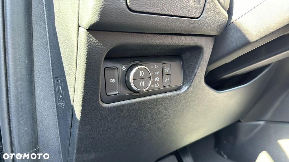 Ford Ranger Raptor - 18