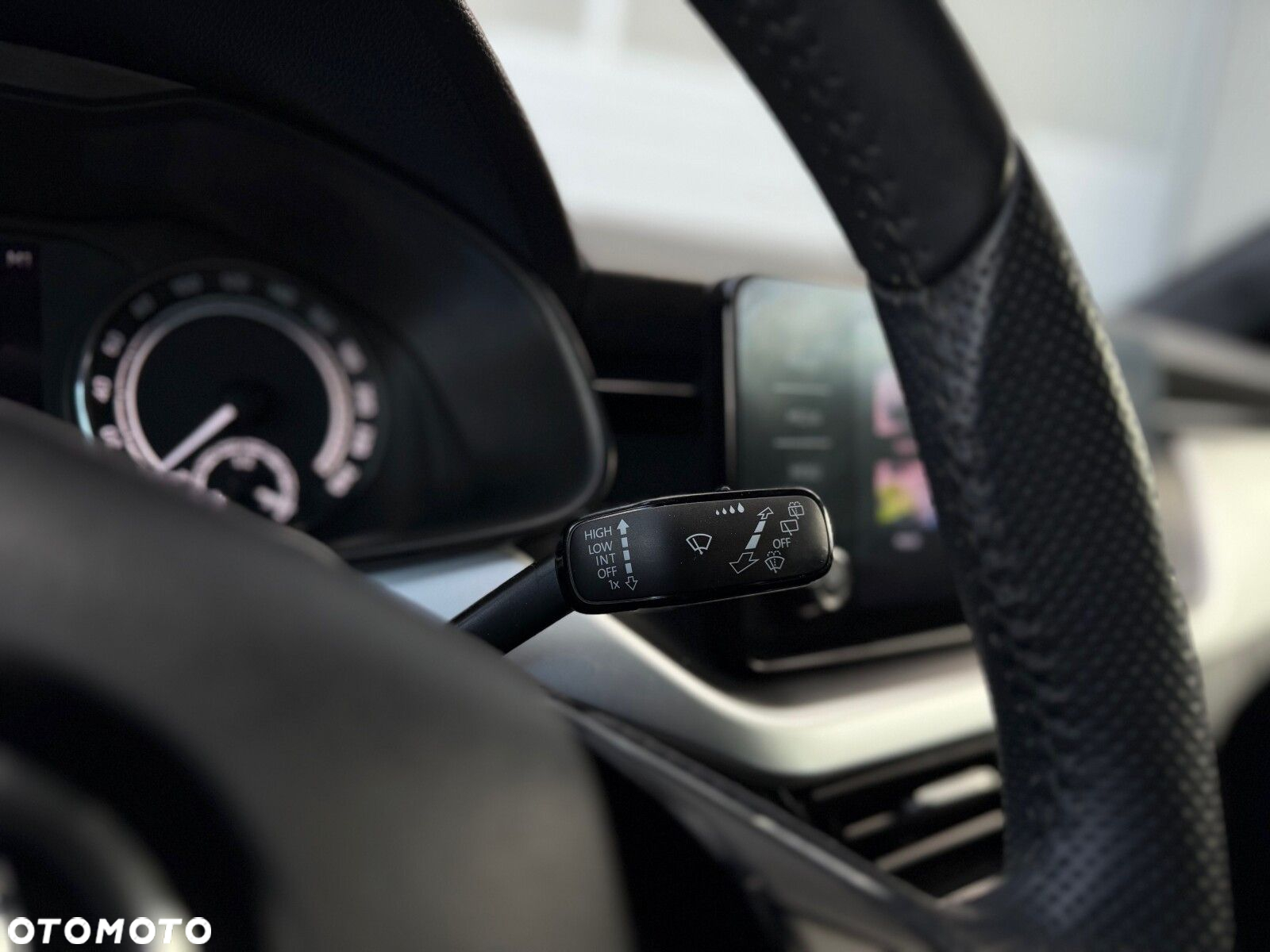 Skoda Kamiq 1.0 TSI Ambition DSG - 26