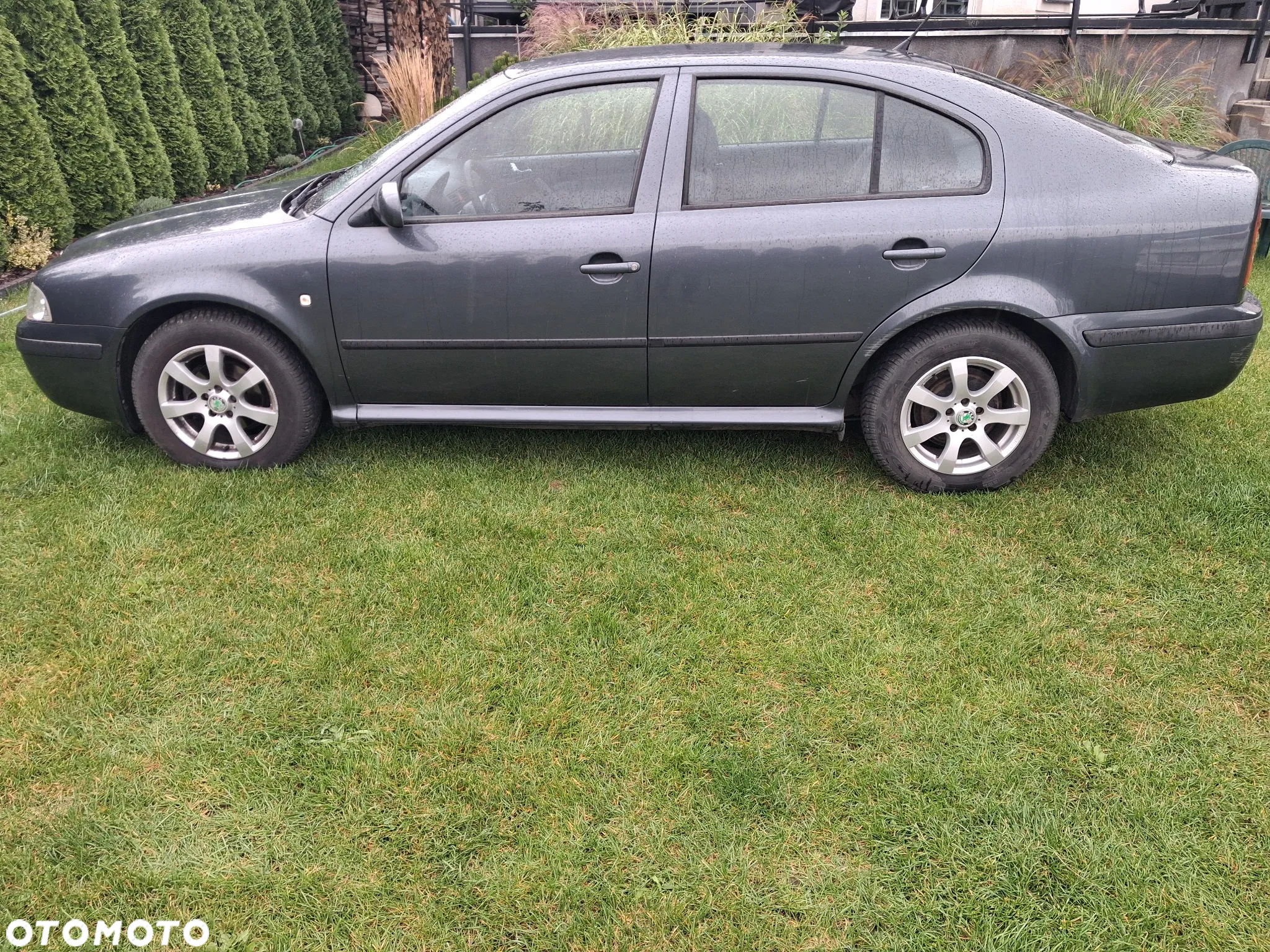 Skoda Octavia 1.6 Tour - 3