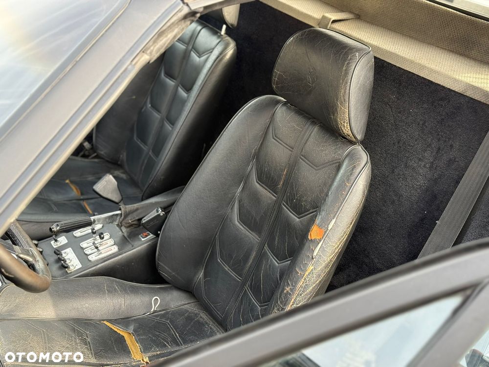 Ferrari 308 - 18