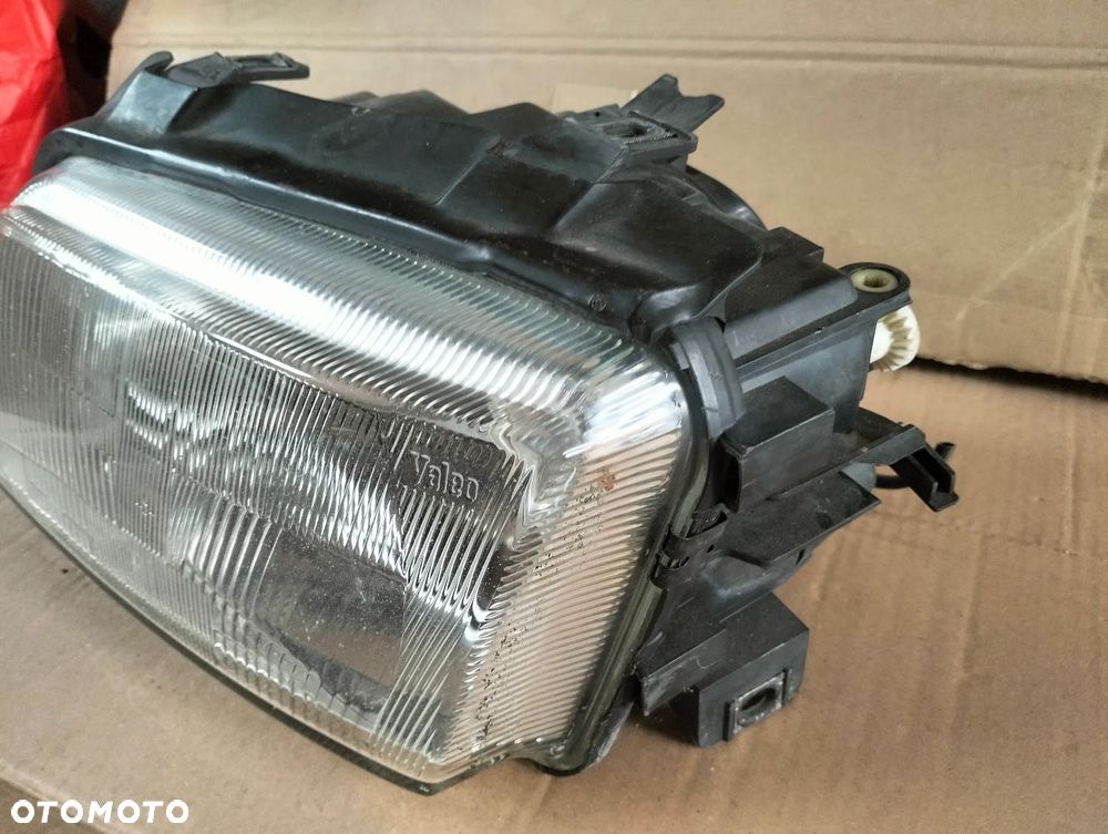 Audi a4 B5 lampa przód lewa valeo orginał - 4