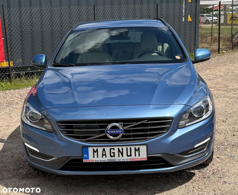 Volvo V60 D4 Drive-E Momentum - 24