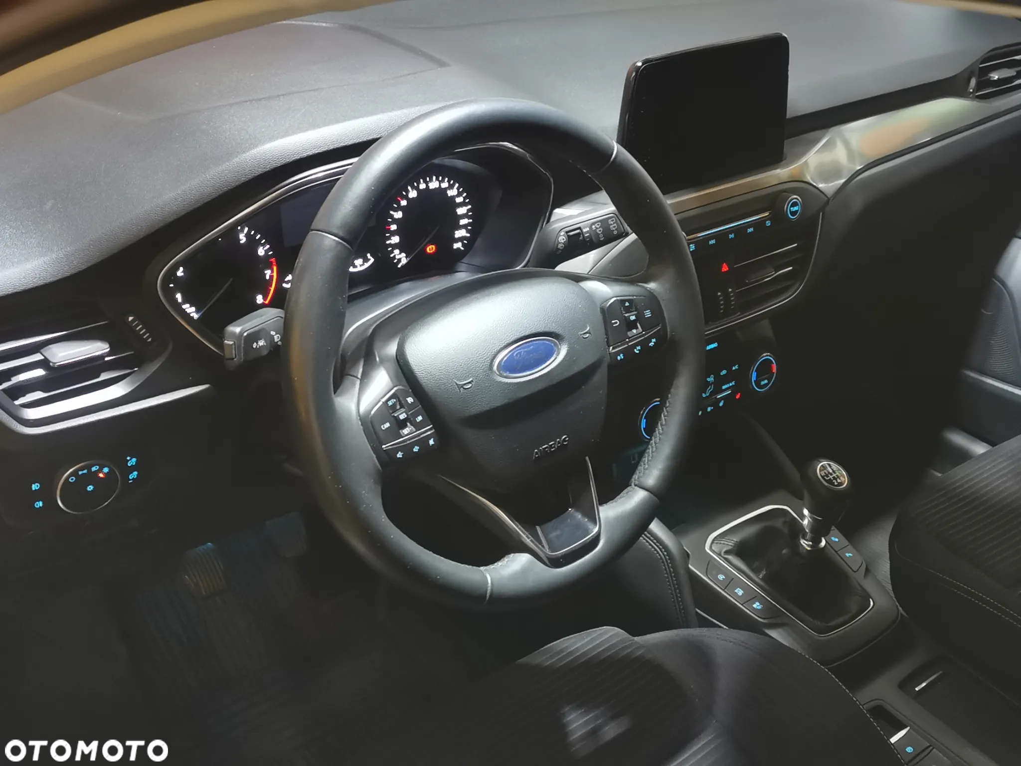 Ford Focus 1.5 EcoBoost Titanium - 10