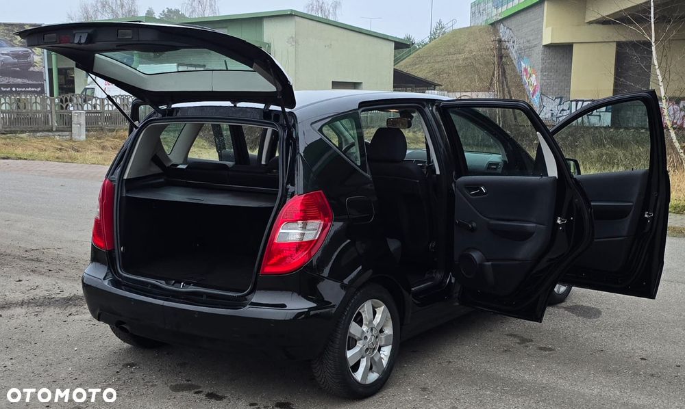 Mercedes-Benz Klasa A 160 BlueEFFICIENCY Avantgarde - 8