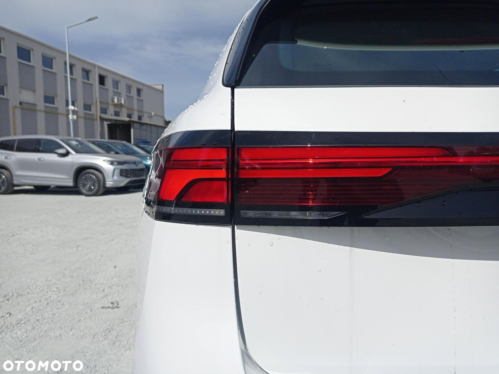 Volkswagen Passat - 20