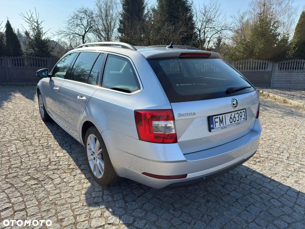 Skoda Octavia 2.0 TDI Style DSG - 5