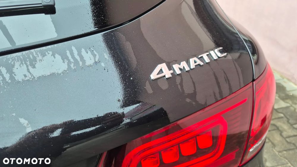 Mercedes-Benz GLC 220 d 4Matic 9G-TRONIC AMG Line Plus - 14