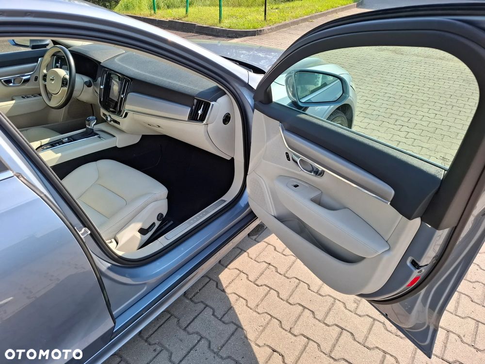 Volvo S90 - 21