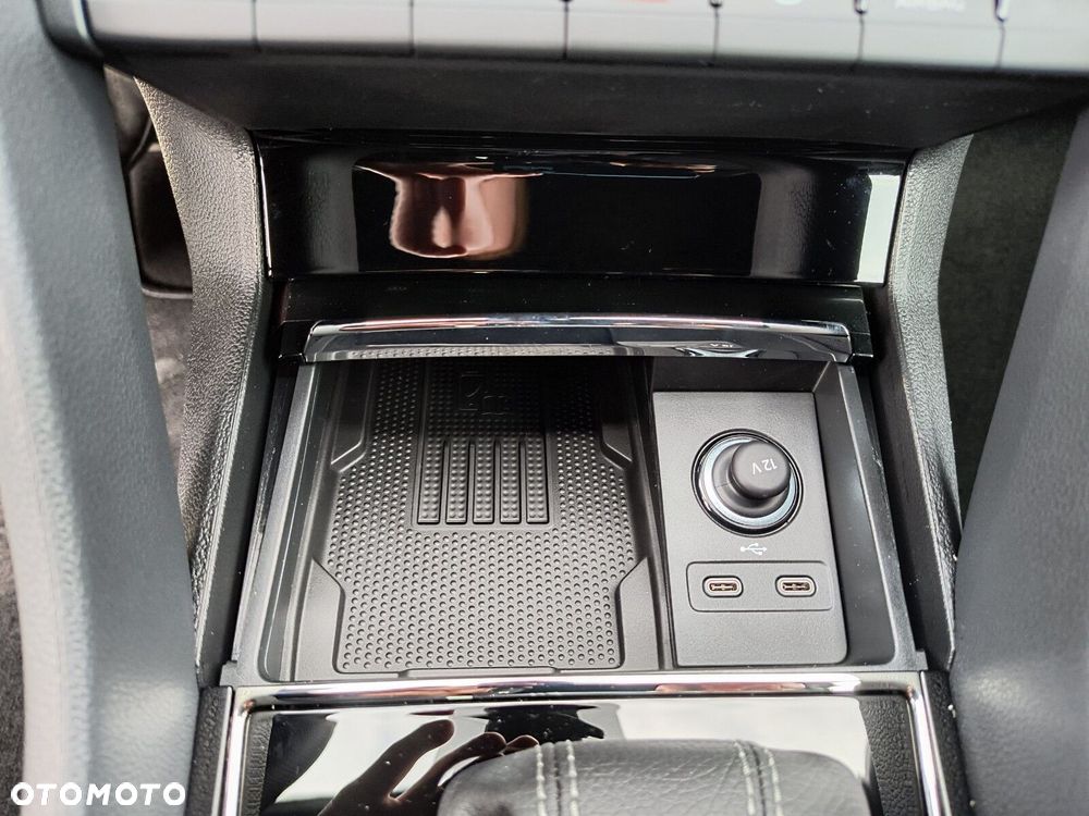 Skoda Karoq 2.0 TSI 4x4 Sportline DSG - 33