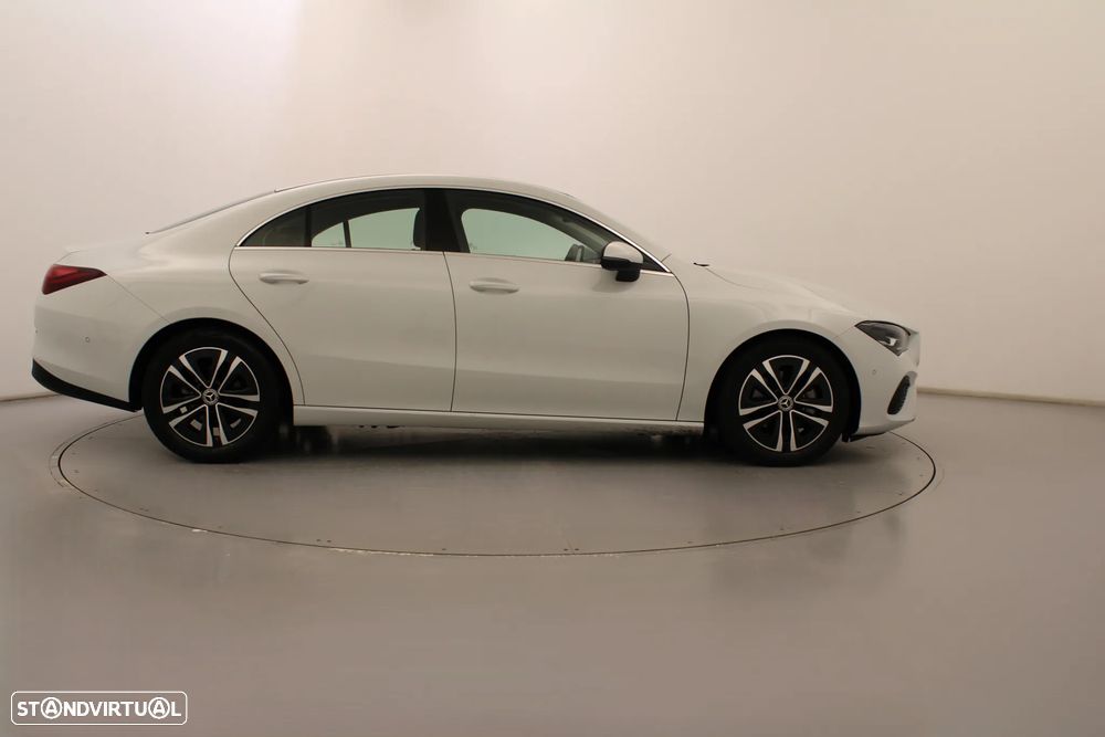 Mercedes-Benz CLA 180 d - 4