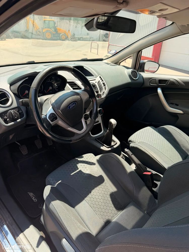 Ford Fiesta 1.6 TDCI Sport - 9
