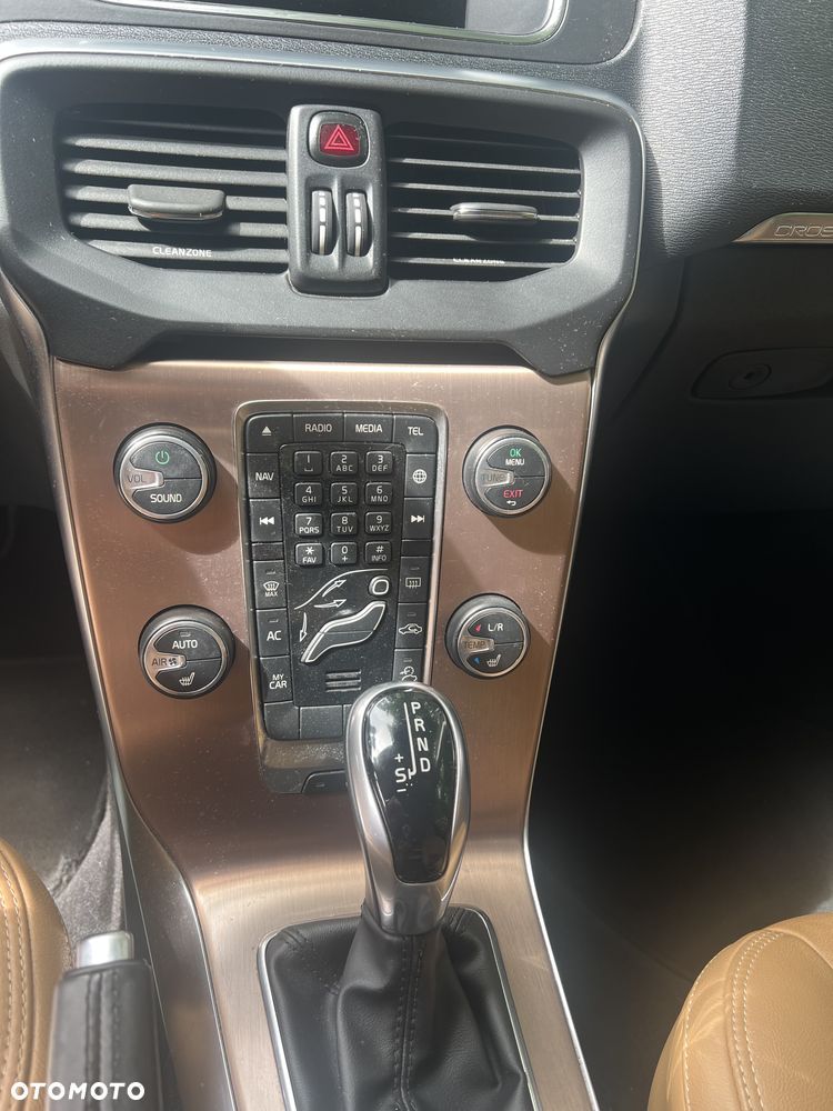 Volvo V40 - 10