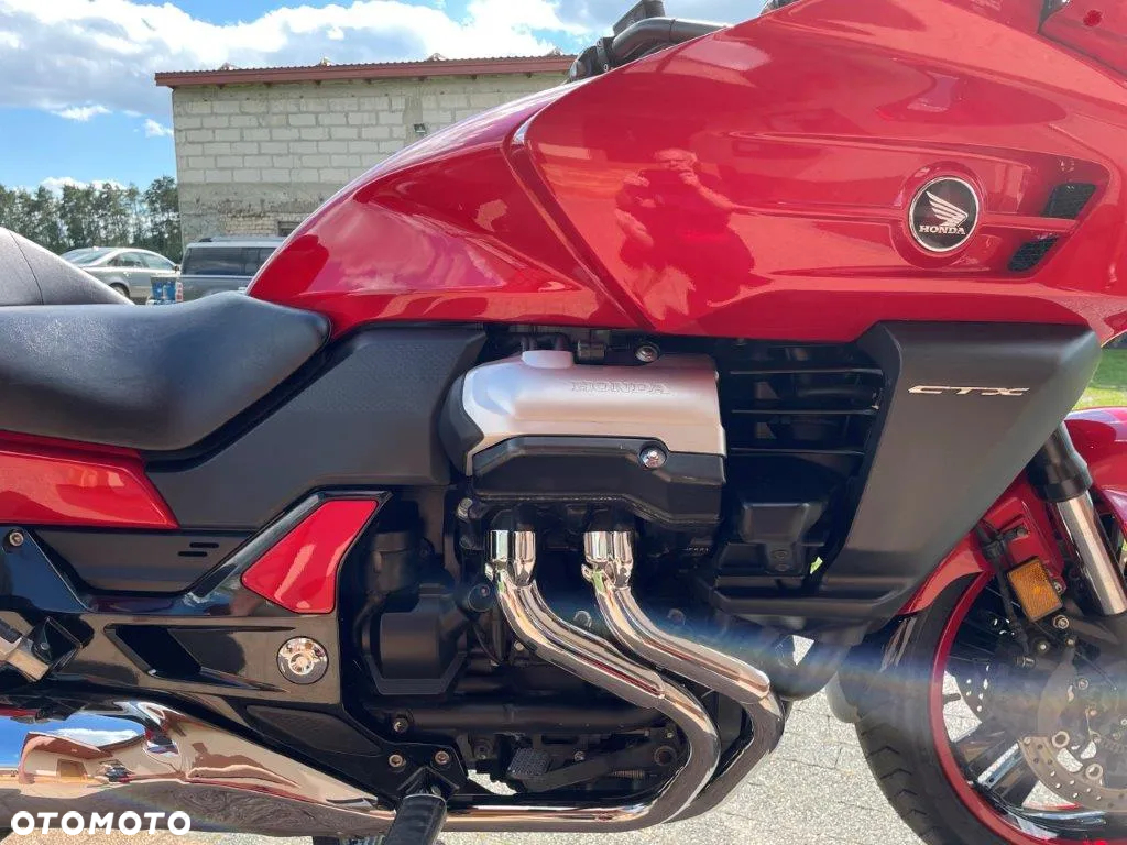 Honda CTX - 30