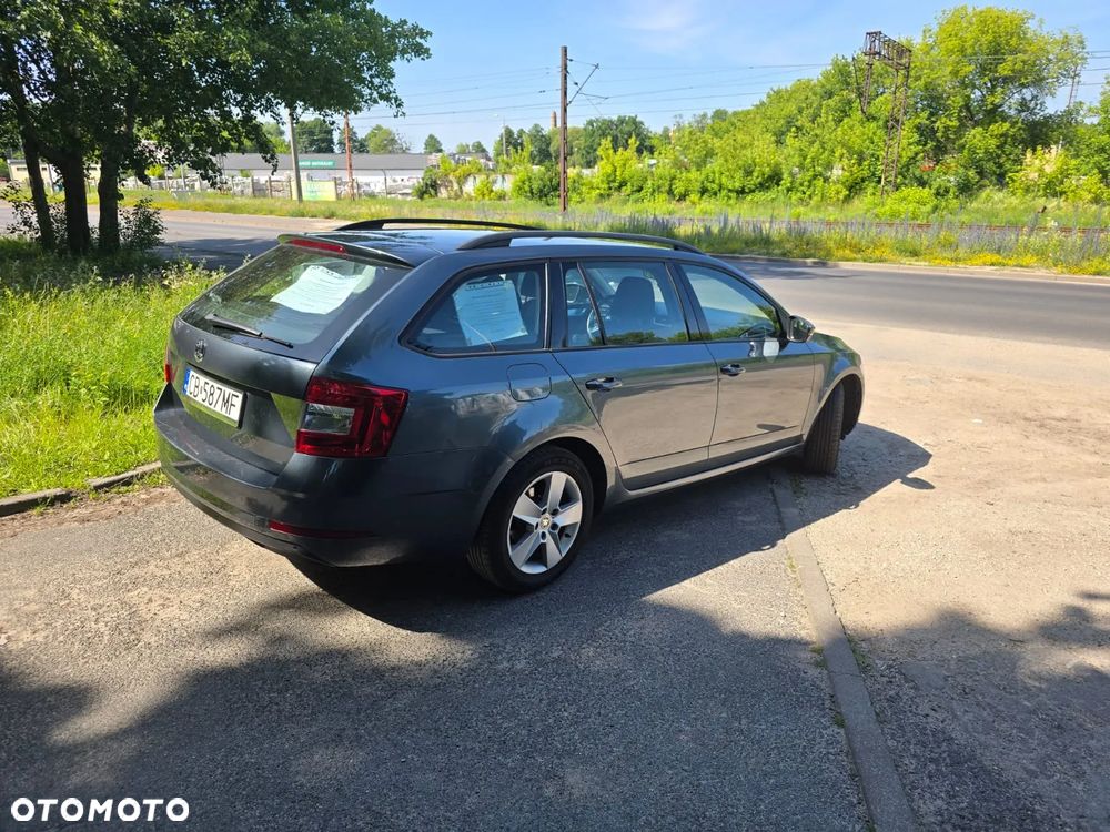 Skoda Octavia 2.0 TDI Ambition DSG - 13