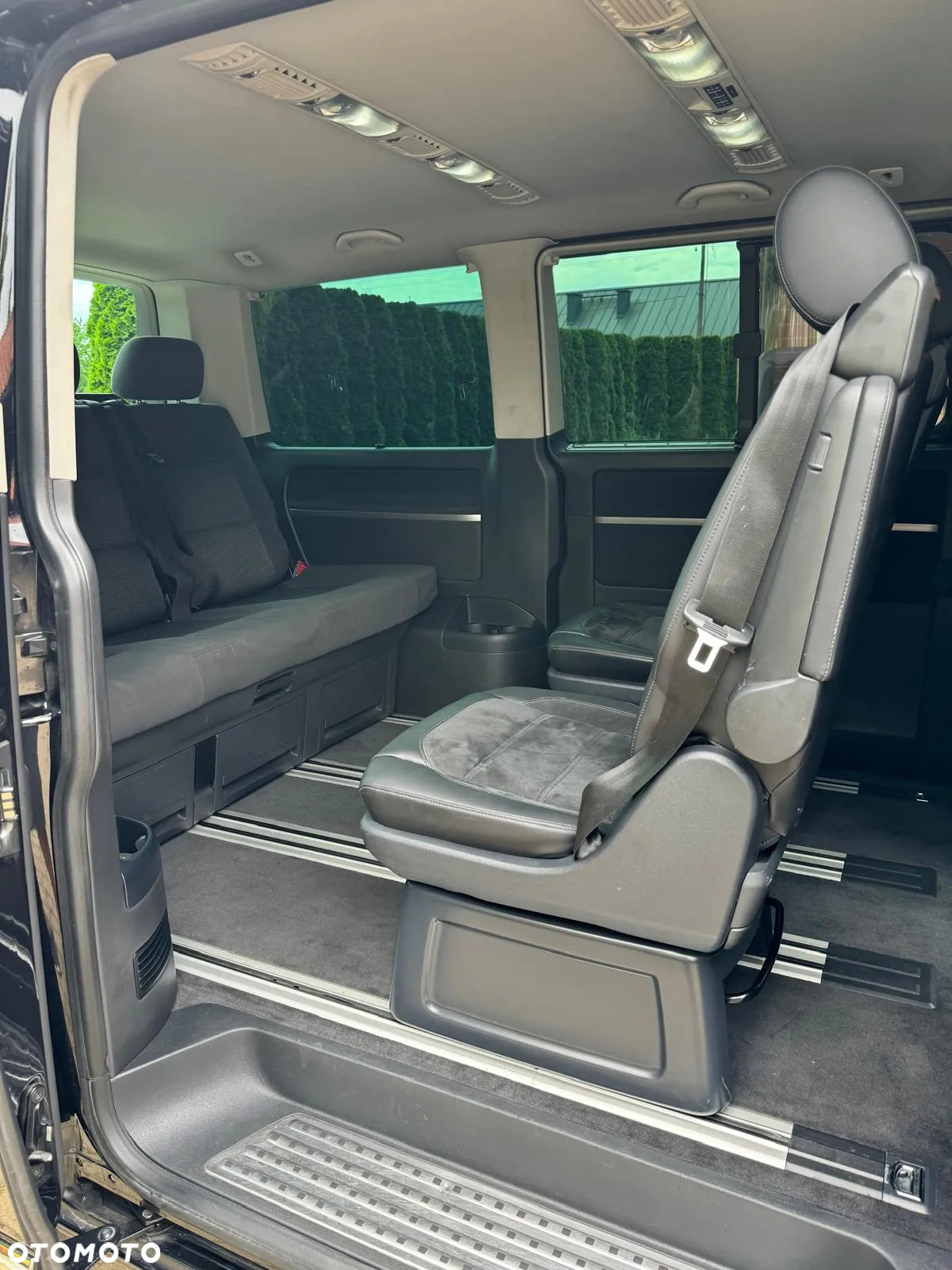 Volkswagen Multivan 2.0 BiTDI L1 Highline DSG - 25
