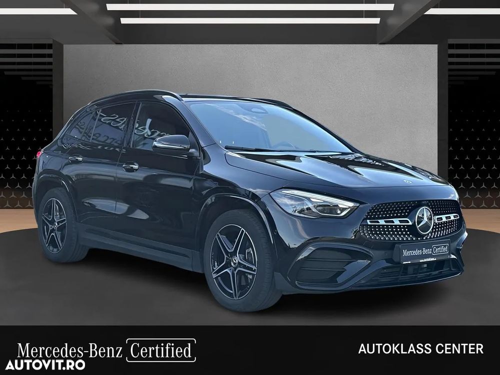 Mercedes-Benz GLA - 8