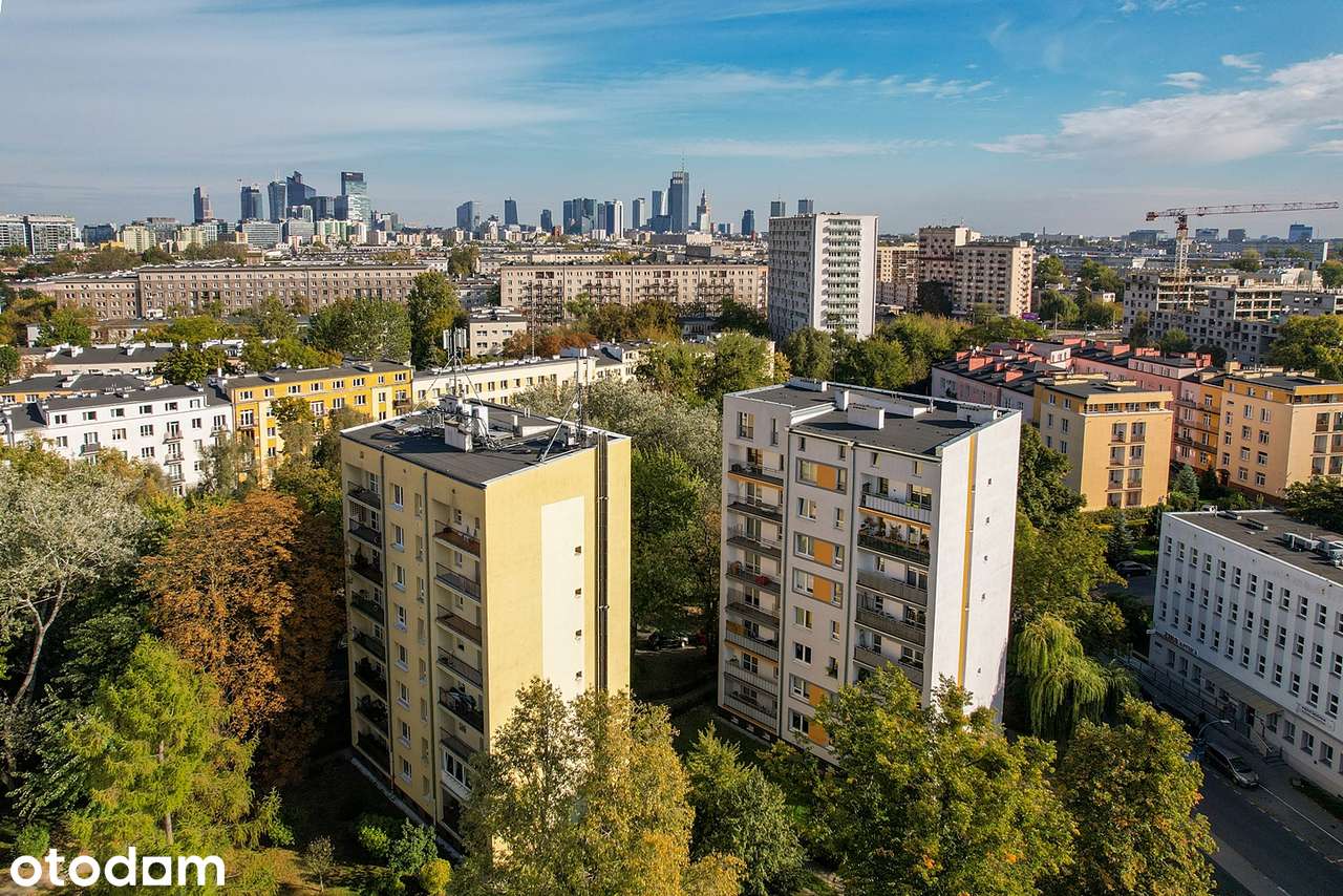 Kawalerka z oddzielną widną kuchnią | Cisza i zieleń | Ochota