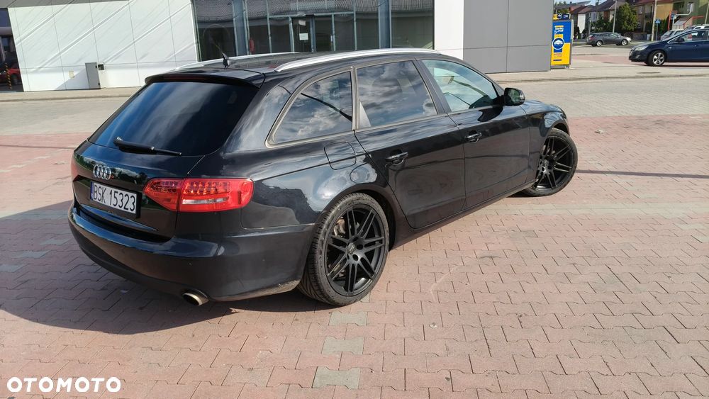 Audi A4 Avant 3.2 FSI quattro tiptronic S line Sportpaket (plus) - 6