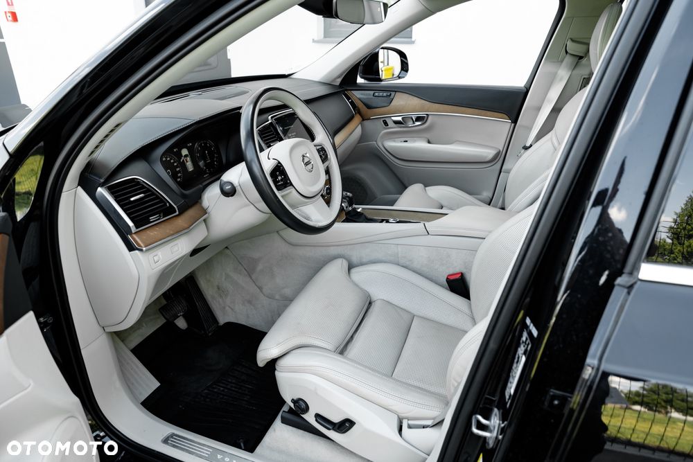 Volvo XC 90 T6 AWD Geartronic Inscription - 18