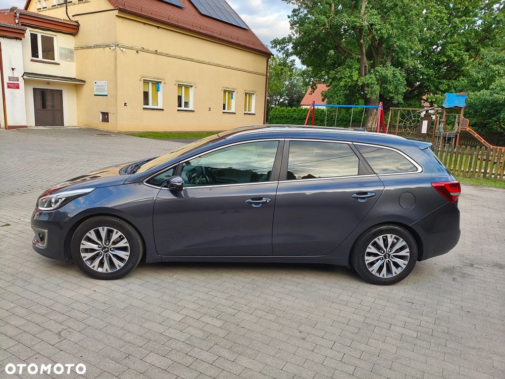 Kia Ceed 1.6 GDI Platinum Edition - 3