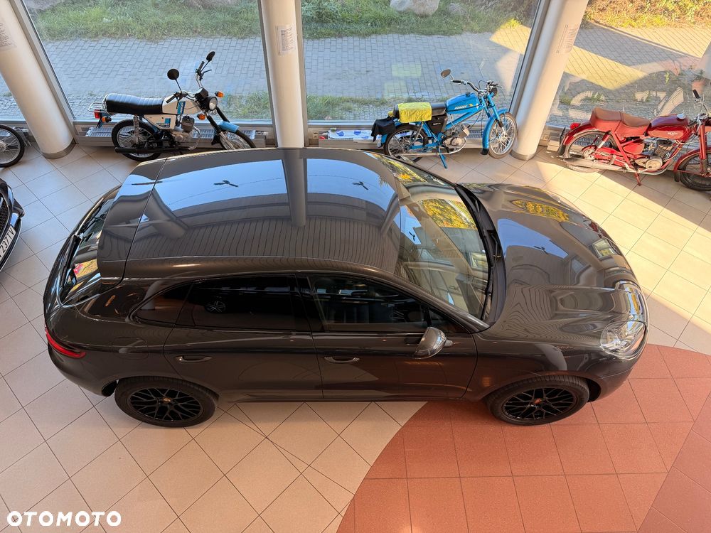 Porsche Macan 2017 photo 2