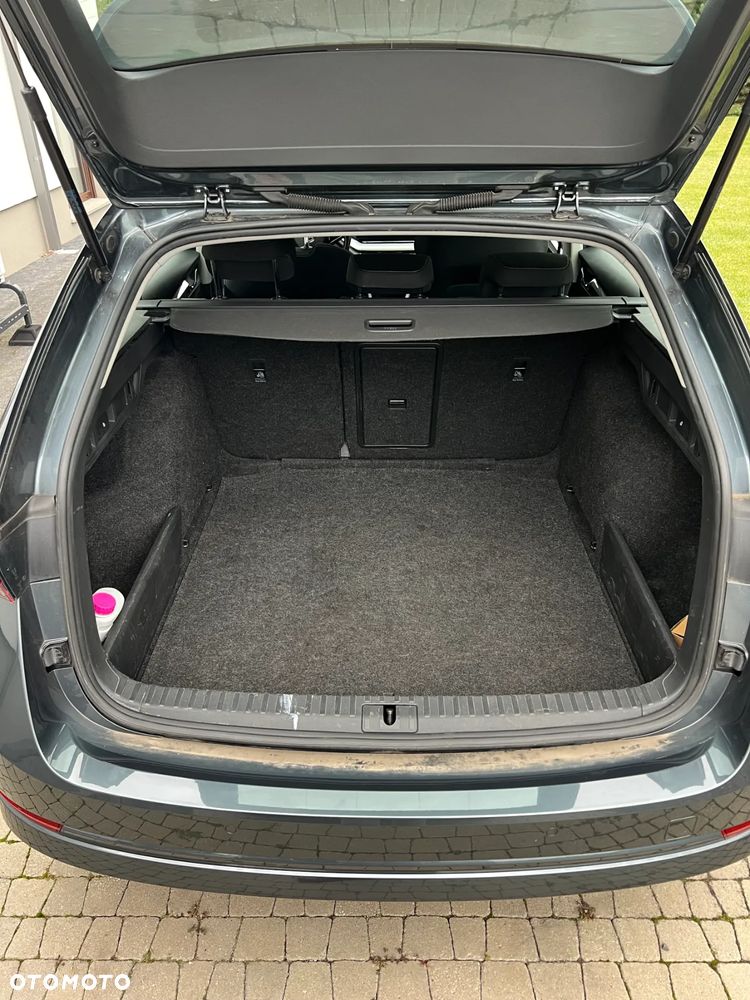 Skoda Octavia 2.0 TDI (Green tec) DSG Style - 17
