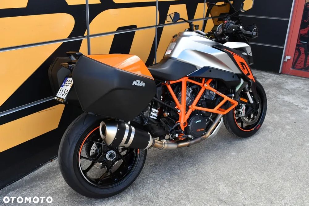 KTM Super Duke - 4