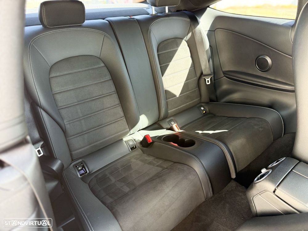 Mercedes-Benz C 250 - 37