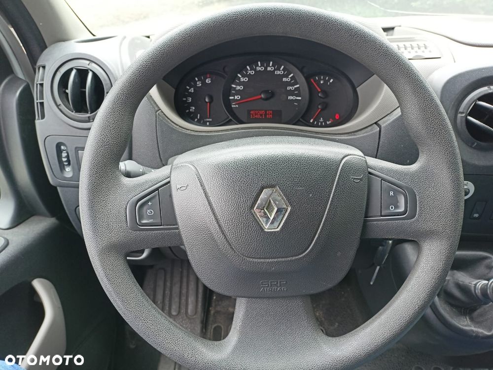 Renault Master - 25