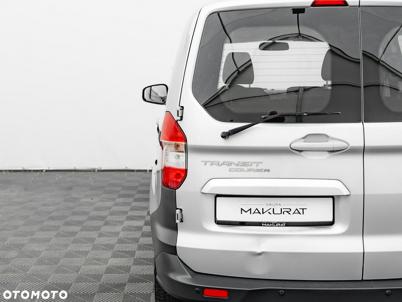 Ford Transit Courier 1.0 EcoBoost Trend - 12