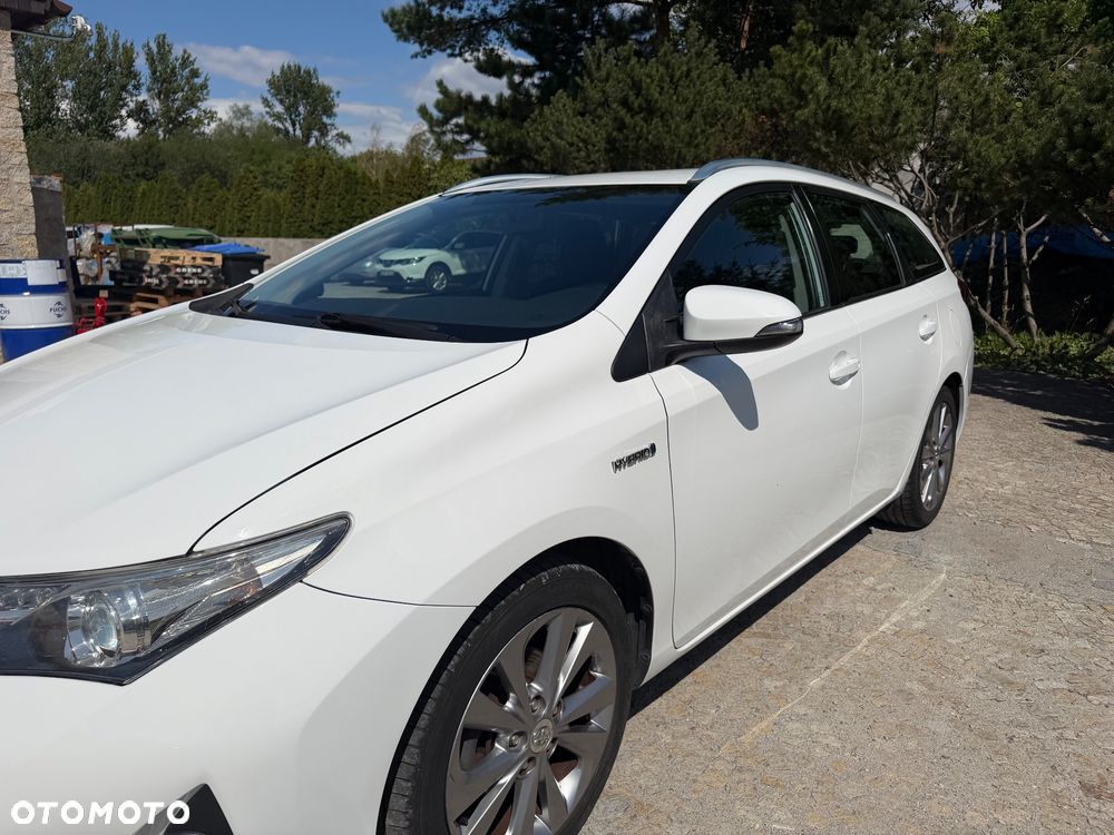 Toyota Auris - 4