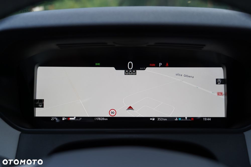 Land Rover Range Rover Velar P250 R-Dynamic SE - 30