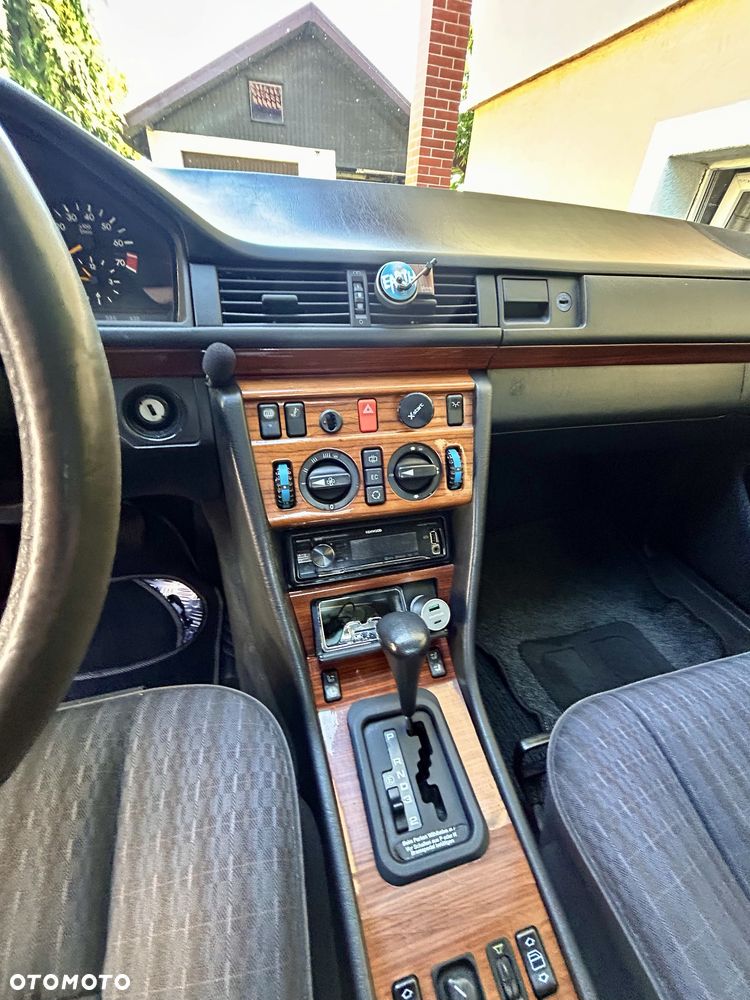 Mercedes-Benz W124 (1984-1993) - 7