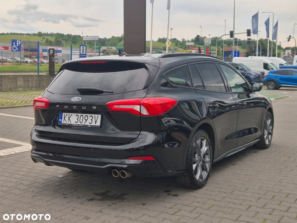 Ford Focus 1.0 EcoBoost Hybrid ST-LINE DESIGN - 5