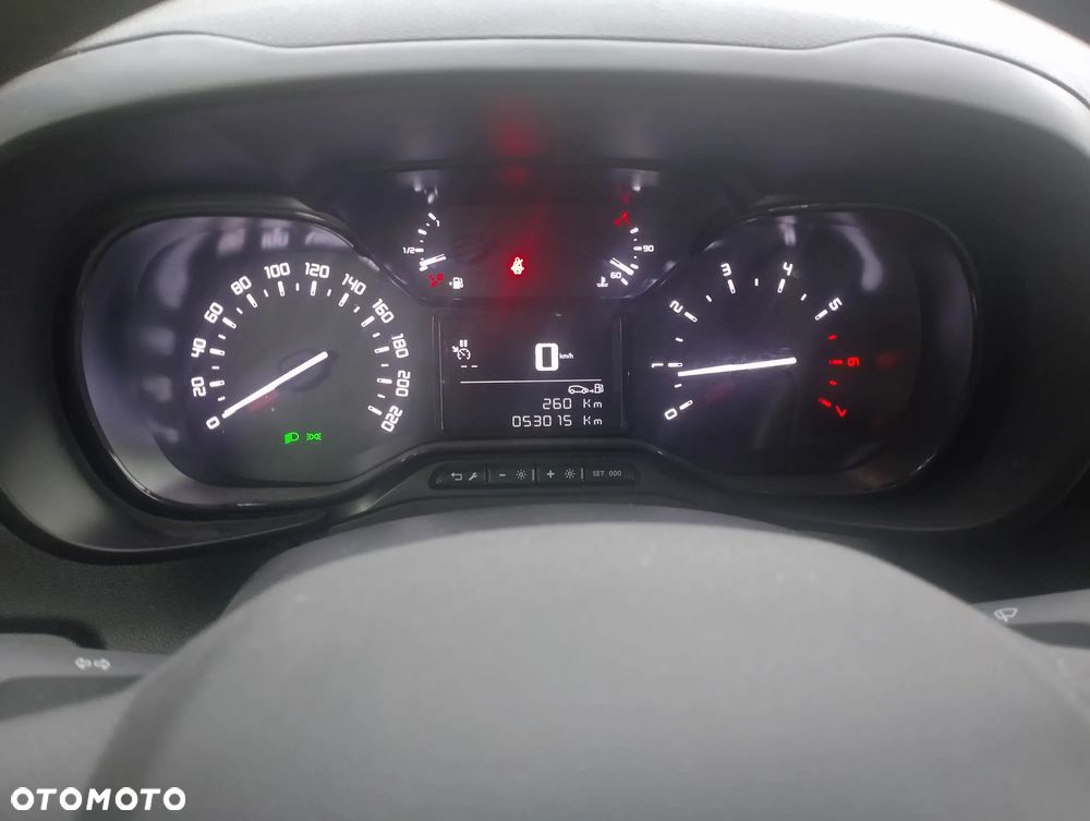 Toyota Proace city - 21