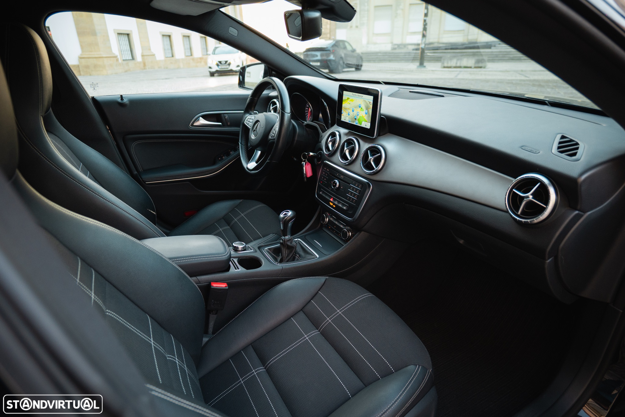 Mercedes-Benz CLA 200 d Shooting Brake Urban - 38