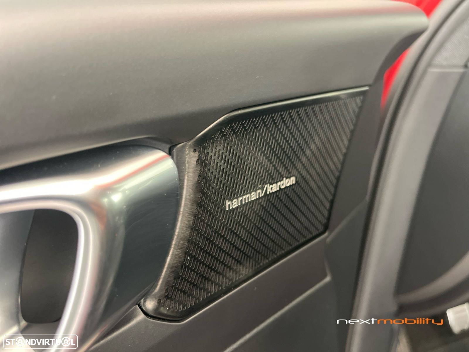 Volvo XC 40 2.0 D3 R-Design - 21