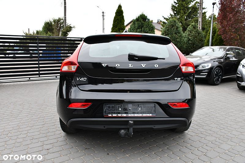 Volvo V40 T2 Momentum - 31