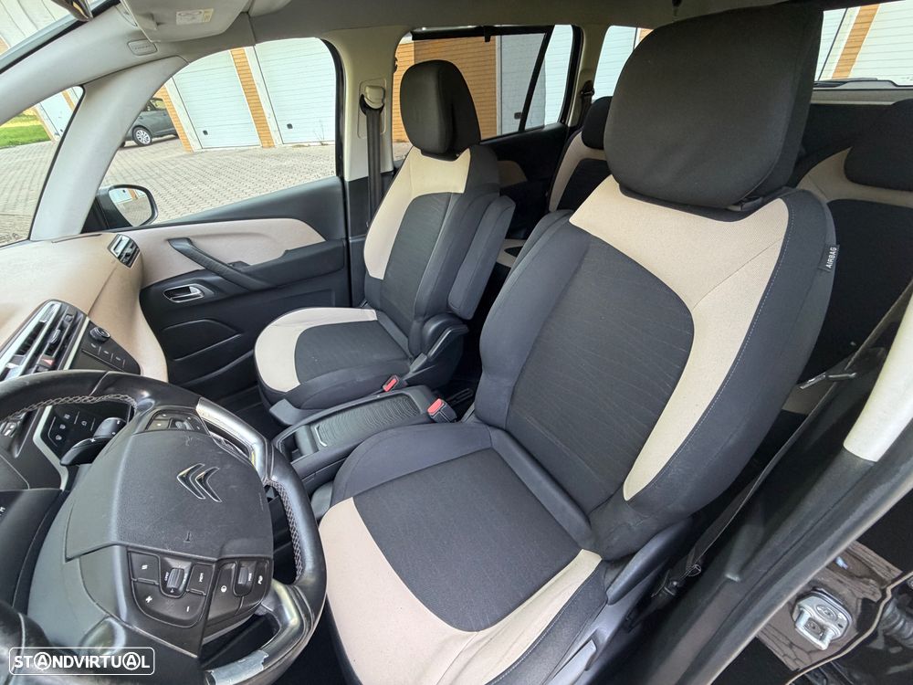 Citroën C4 Grand Picasso 1.6 e-HDi Collection ETG6 J17 - 15