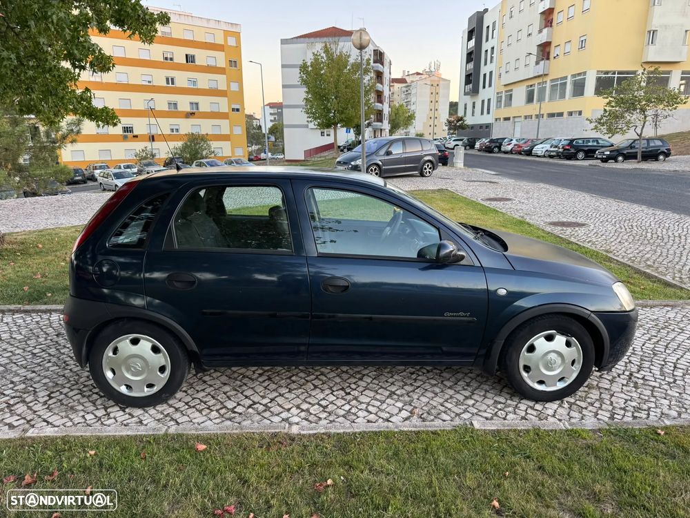 Opel Corsa 1.2 16V Confort - 3