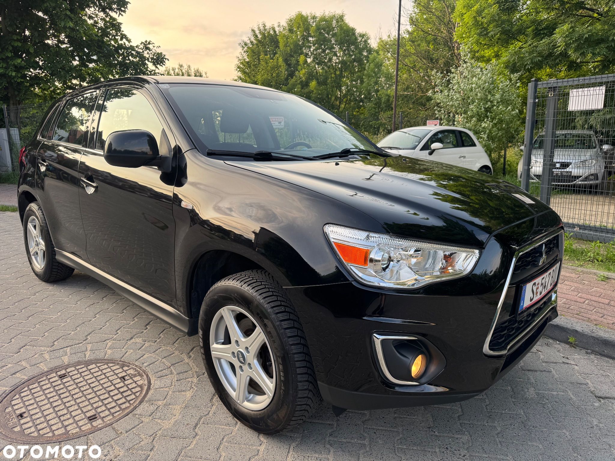 Mitsubishi ASX - 1