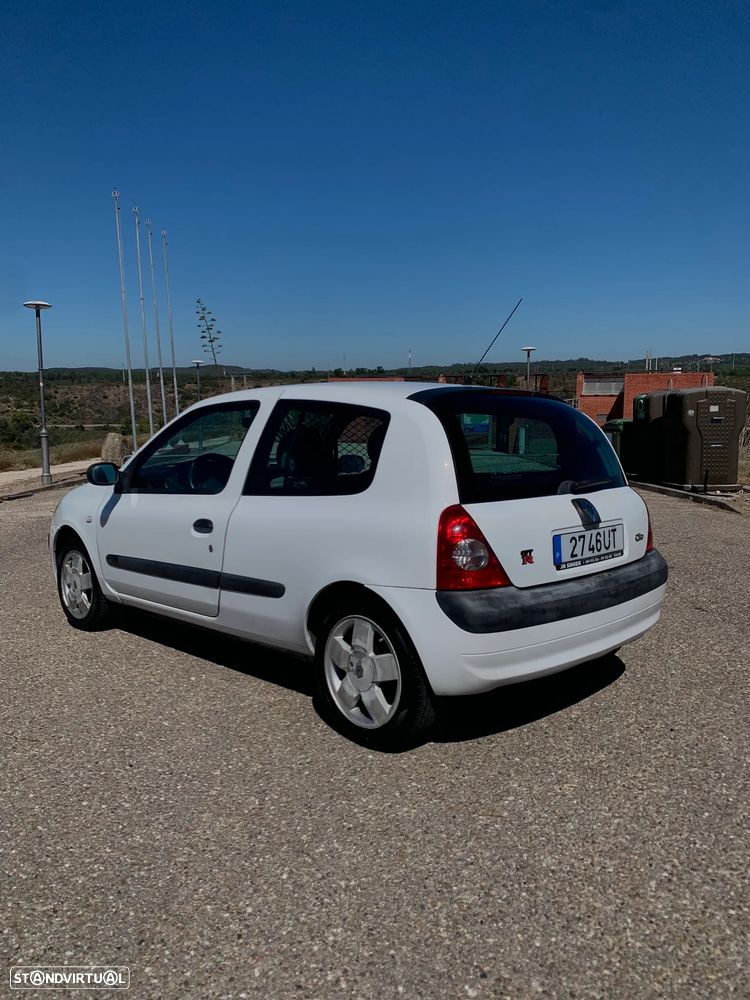 Renault Clio 1.5 dCi Pack - 9
