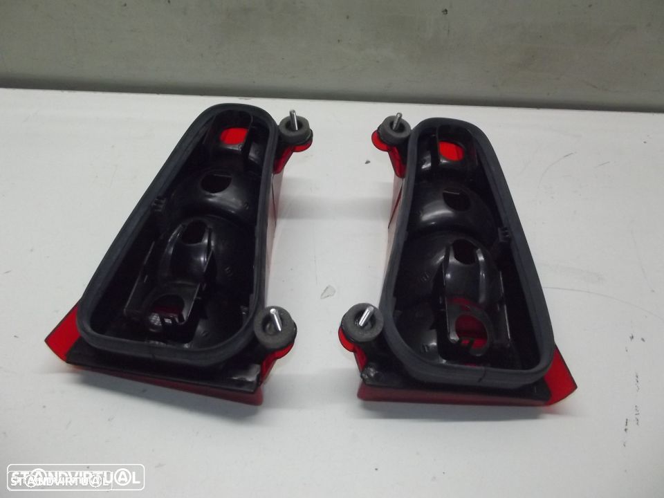 citroen AX farolins traseiros novos - 3