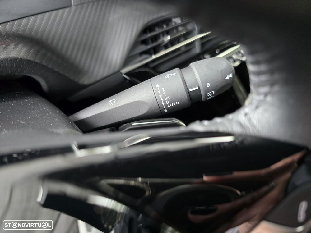 Peugeot 2008 1.2 PureTech Active - 13