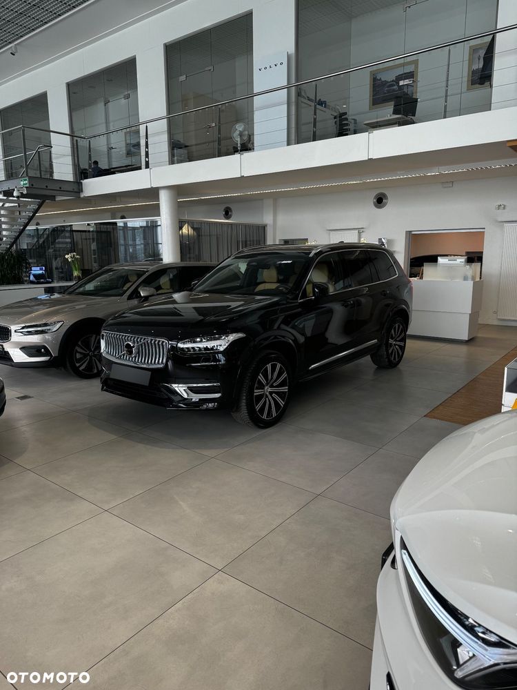 Volvo XC 90 B5 D AWD Plus Bright 7os - 24