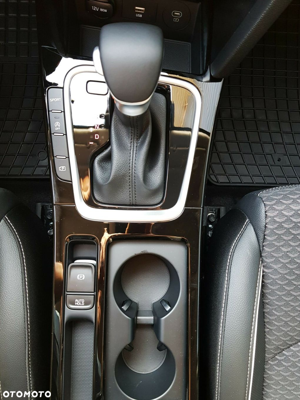 Kia Ceed 1.5 T-GDI Tribute DCT - 21