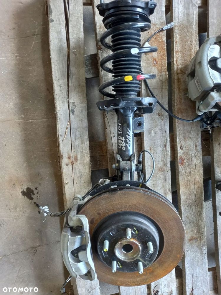 KIA CEED III 1.0T AMORTYZATOR MCPHERSON PRAWY LEWY - 1