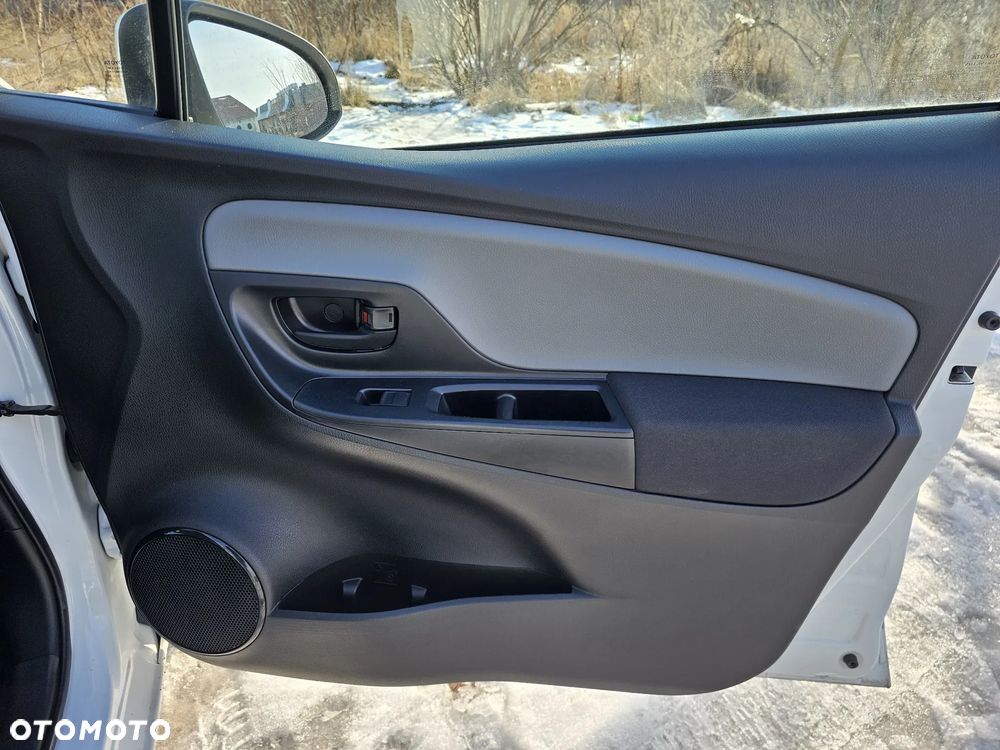 Toyota Yaris 1.0 Active - 27