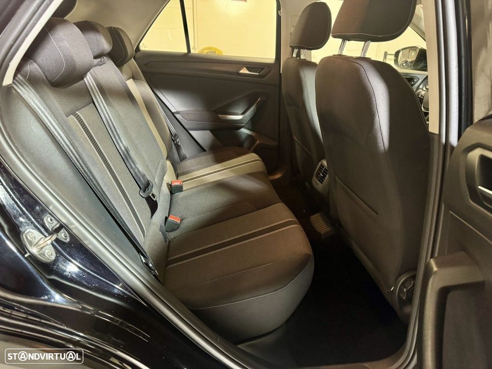 VW T-Roc 1.0 TSI Style - 32